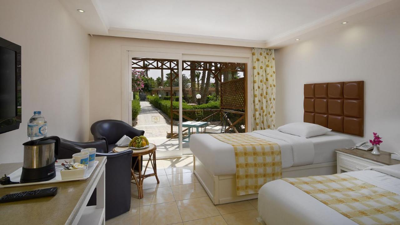Bungalow Garden View,1584472956:JPEG